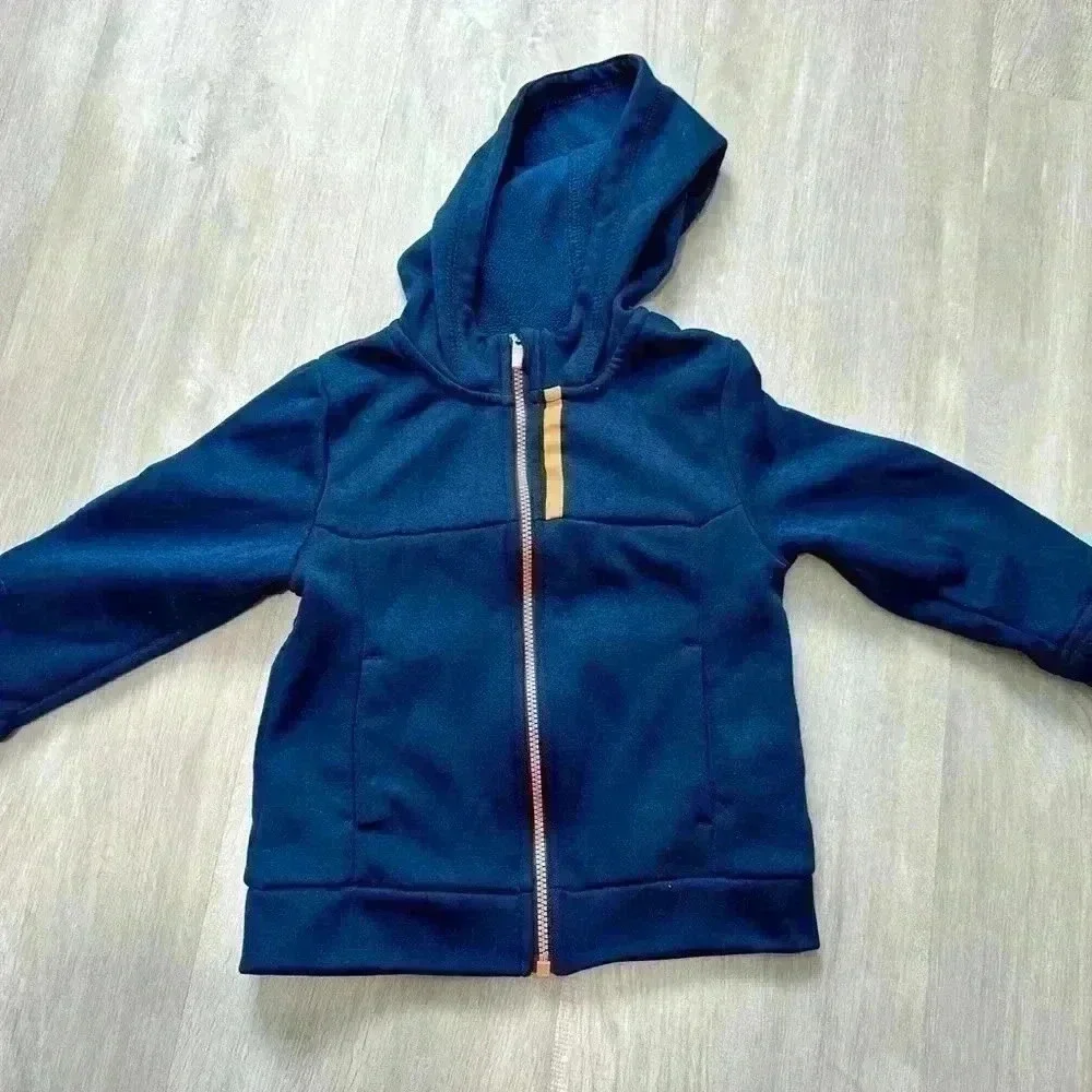 253. Kid’s sweatshirt size 3-4 set of 4